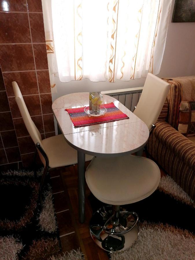Apartman Nena Nova Varoš Buitenkant foto